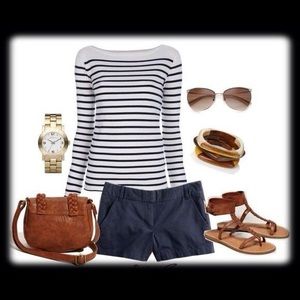 Gap jean shorts. size 6.